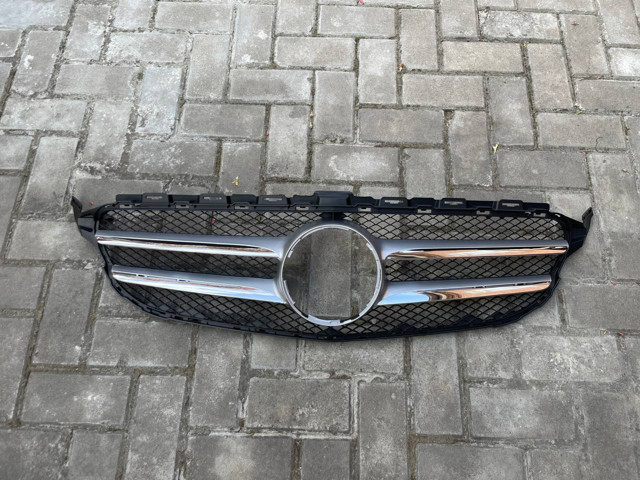 Решітка A2058880023 MERCEDES