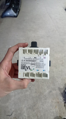 Блок комфорту передніх дверей A2059002922 MERCEDES