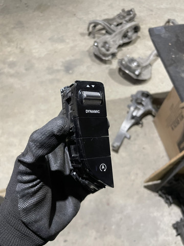 Блок кнопок центральної консолі A2059056307 MERCEDES