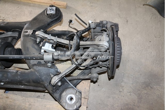 Балка задньої підвіски, підрамник A2133505203 MERCEDES