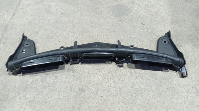 Повітроприймач A2135006200 MERCEDES
