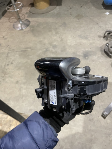 Блок кнопок центральної консолі A2139004608 MERCEDES
