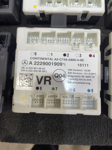 Блок комфорту передніх дверей A2229001909 MERCEDES