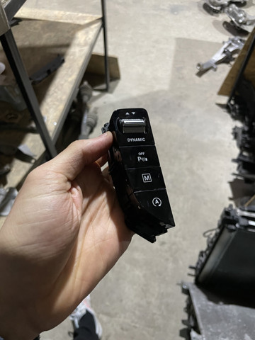 Блок кнопок центральної консолі A2539055100 MERCEDES