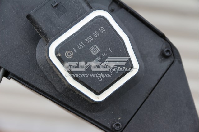 Педаль акселератора A4513000604 MERCEDES