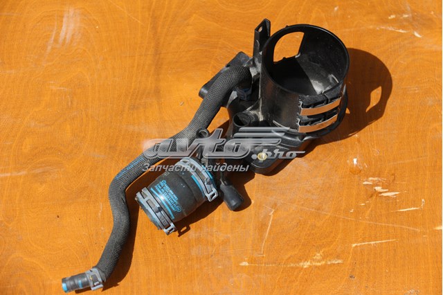 Кришка корпусу паливного фільтра A6512001556 MERCEDES