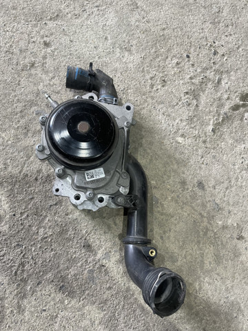 Водяний насос охолодження, з корпусом A6512007801 MERCEDES