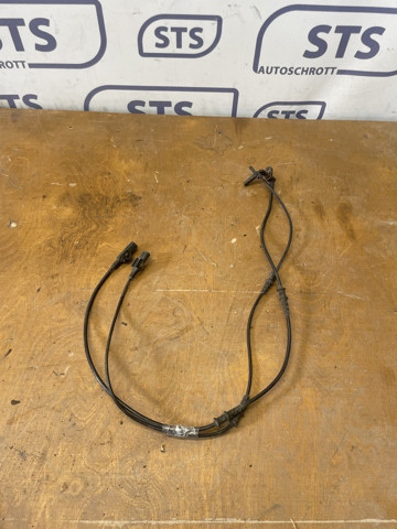 Датчик ABS передній A9065400317 MERCEDES