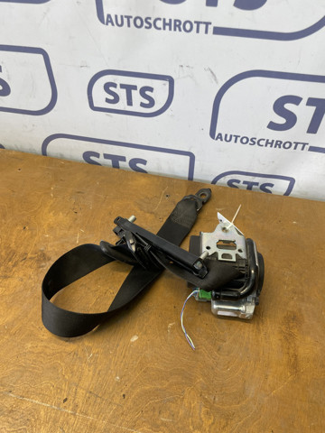 Ремені безпеки A9068600485 MERCEDES