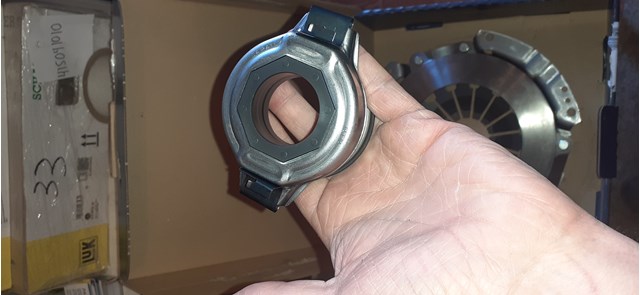 Комплект зчеплення  KN094 AISIN