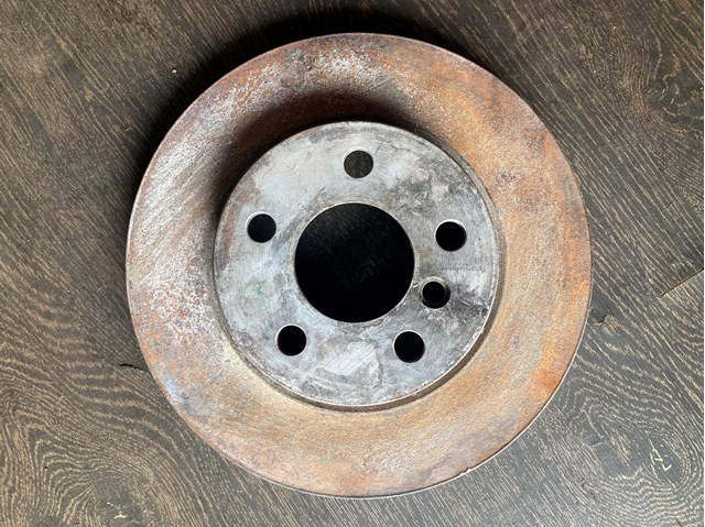 Гальмо дискове переднє 34116866295 BMW