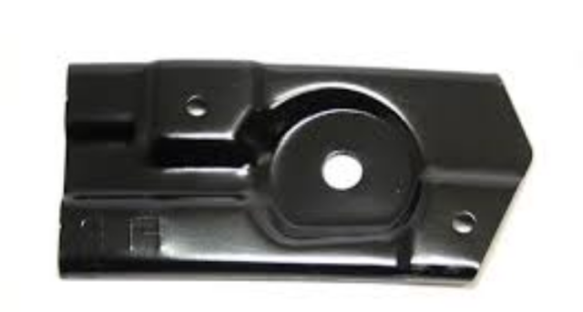 Кронштейн бампера переднього, правий 6400C884 MITSUBISHI