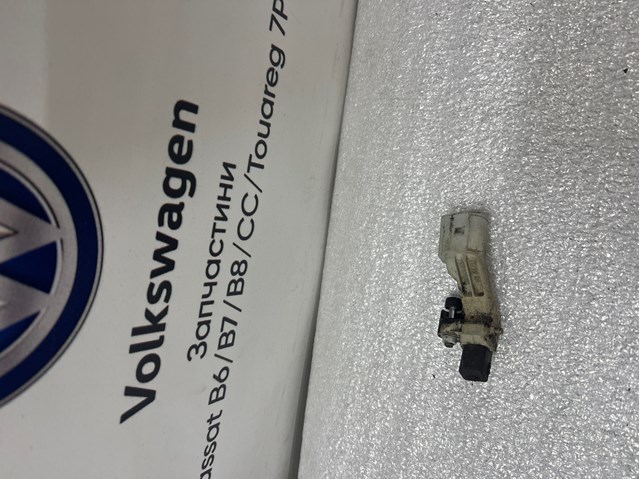 Датчик положення колінвала Фольксваген Кадді III