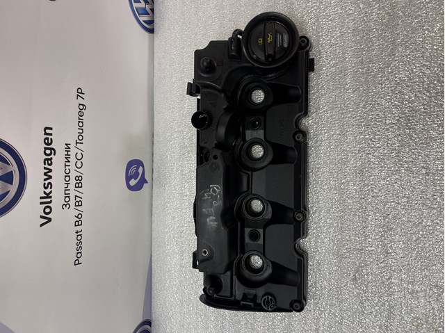 Кришка клапанів 03L103469S VAG
