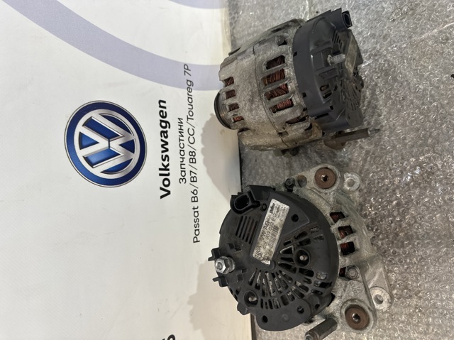 Авто генератор 03L903023E VAG