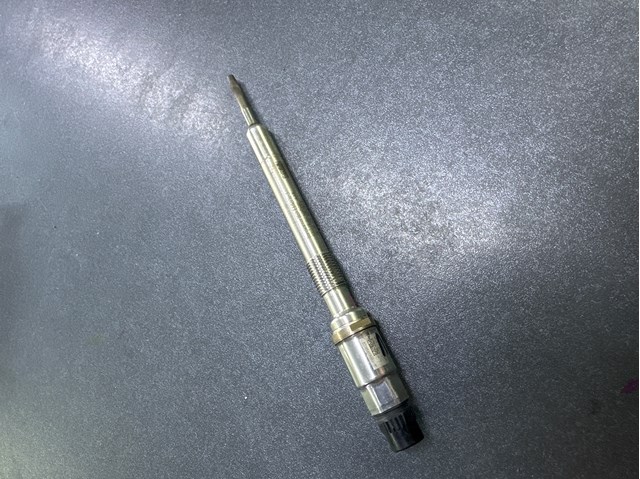 Свічки запалювання 03L905061G VAG