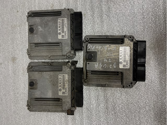 Модуль управління двигуном 03L906012DE VAG