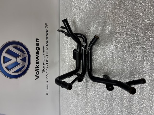 Шланг/патрубок системи охолодження Ауді Ку 3