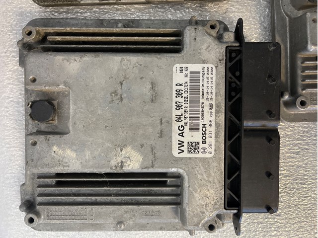 Блок двигуна 04L907309R VAG