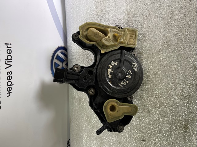 Масловіддільник 06K103495AH VAG