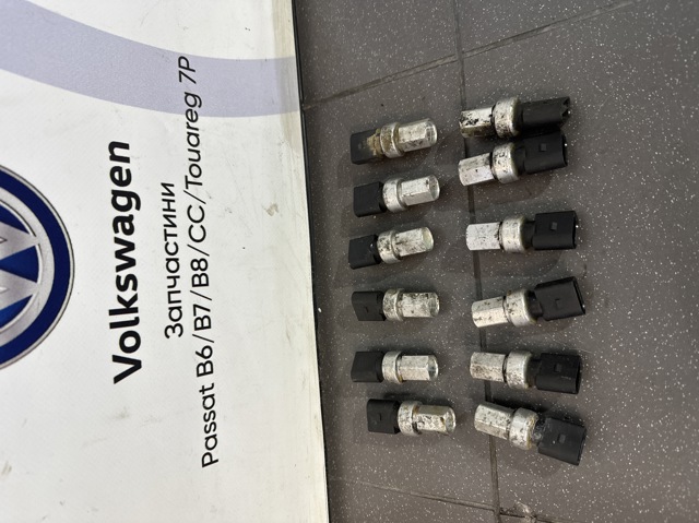 Датчик абсолютного тиску кондиціонера 1J0959126 VAG