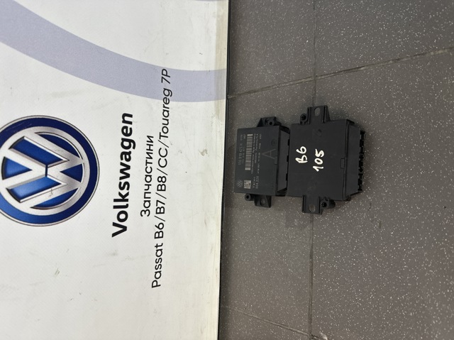 Модуль (блок ЕБУ) управління парктроніком 1T0919475H VAG
