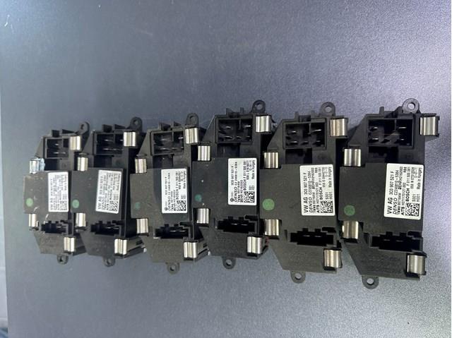 Регулятор оборотів пічки 3C0907521F VAG