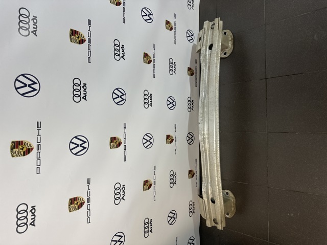 Балка бампера заднього Audi Q7