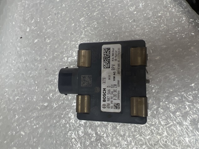 Радар зміни смуги руху 4M0907566D VAG
