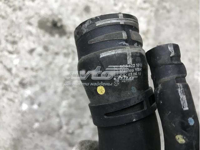 Патрубок системи охолодження 5C0122101S VAG
