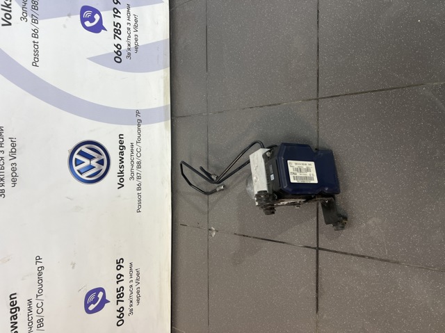 Блок управління АБС (ABS) 5N0614109BN VAG