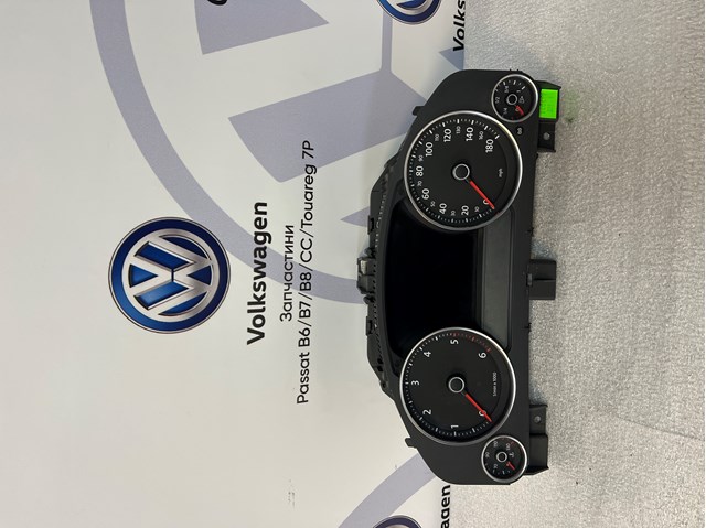 Спідометр 7P6920982S VAG