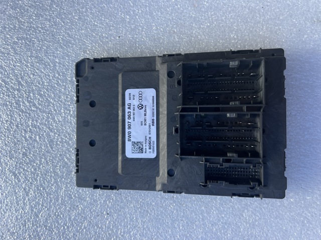 Блок управління комфорту 8W0907063AG VAG