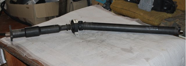 Вал карданний задній, у зборі 8676286 BMW