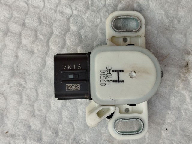 Педаль гальма 8951047040 TOYOTA
