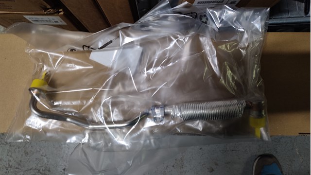 Шланг/патрубок рідинного охолодження турбіни, подача 11538650086 BMW