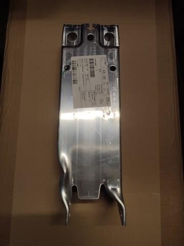 Кронштейн підсилювача переднього бампера 51117406388 BMW