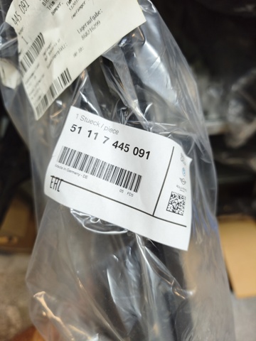 Молдинг бампера переднього, лівий 51117445091 BMW