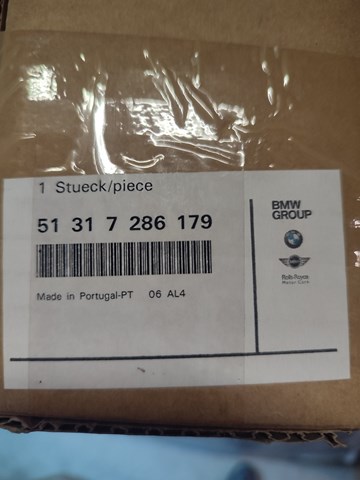 Молдинг лобового скла, лівий 51317286179 BMW