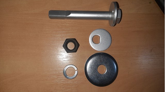 Болт кріплення заднього нижнього важеля, внутрішній 1229020KIT FEBEST