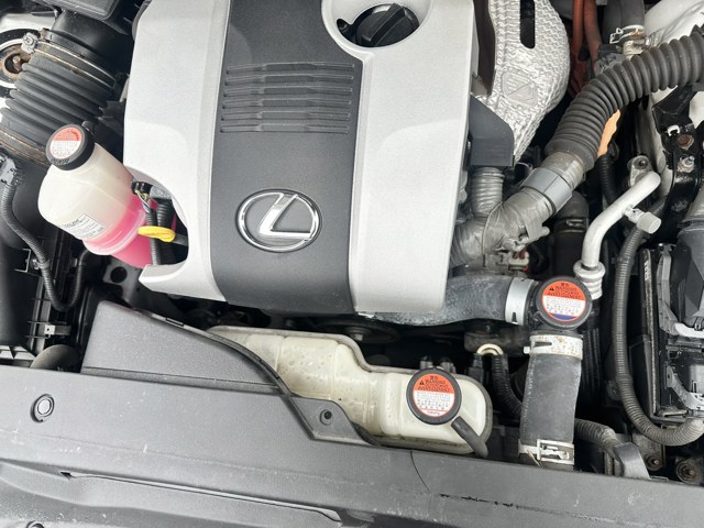 Кришка двигуна декоративна 1260136130 TOYOTA