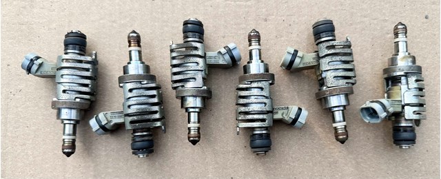 Форсунка вприску палива 2320939155A0 TOYOTA