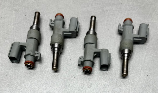 Форсунка інжектора 23250F0020 TOYOTA