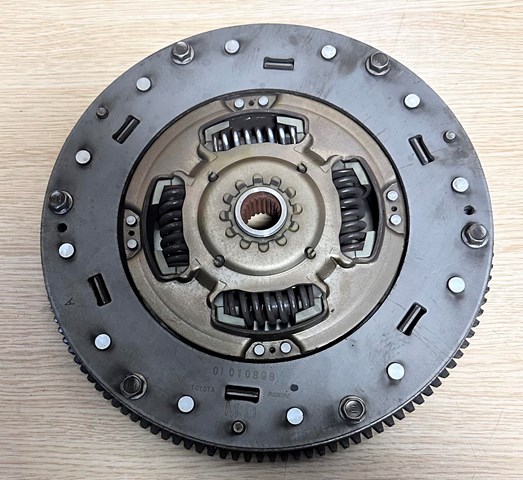 Зчеплення 3127048020 TOYOTA