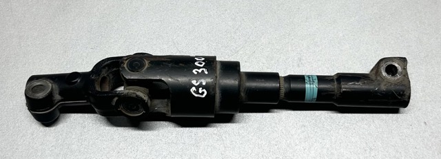 Рульовий кардан нижній 4520630111 TOYOTA