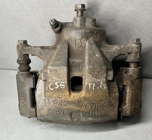 Супорт гальмівний, передній, правий 4773007071 TOYOTA