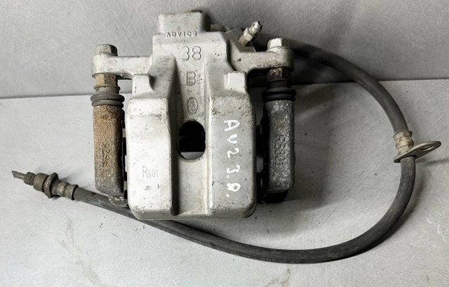 Супорт гальмівний задній правий 4783006120 TOYOTA