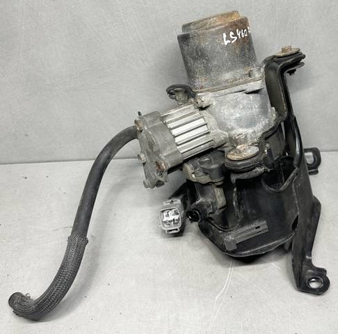 Компресор пневмоподвески 4891450030 TOYOTA