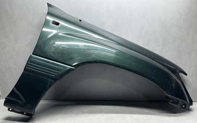 Переднє праве крило 5381160870 TOYOTA