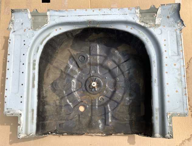 Деталі мотовідсіка задка кузова 5831106171 TOYOTA